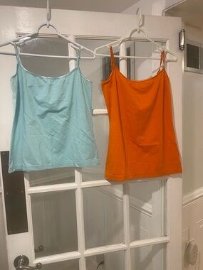 Bundle of (2) It’s size Junior XL tank top good condition